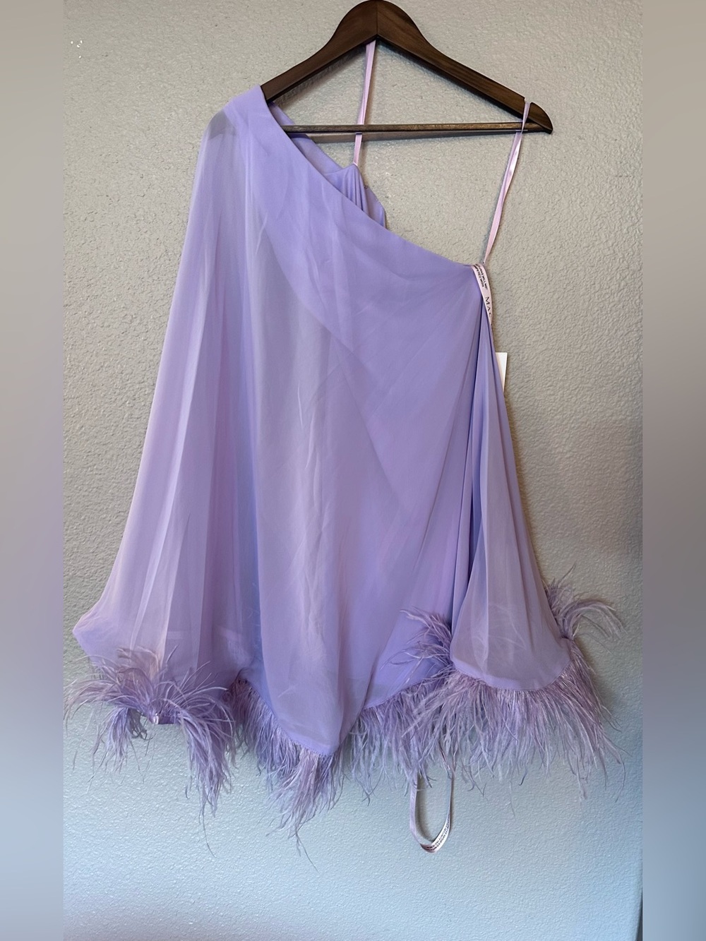 NWT 11623 Mac Duggal Size 6 One Shoulder Trapeze Dress with Feather Trim “Lilac” - Picture 3 of 9